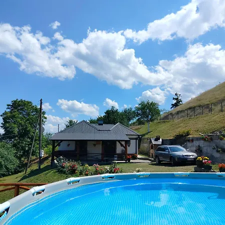 Vujanac Vikend Kuca Сasa de vacaciones